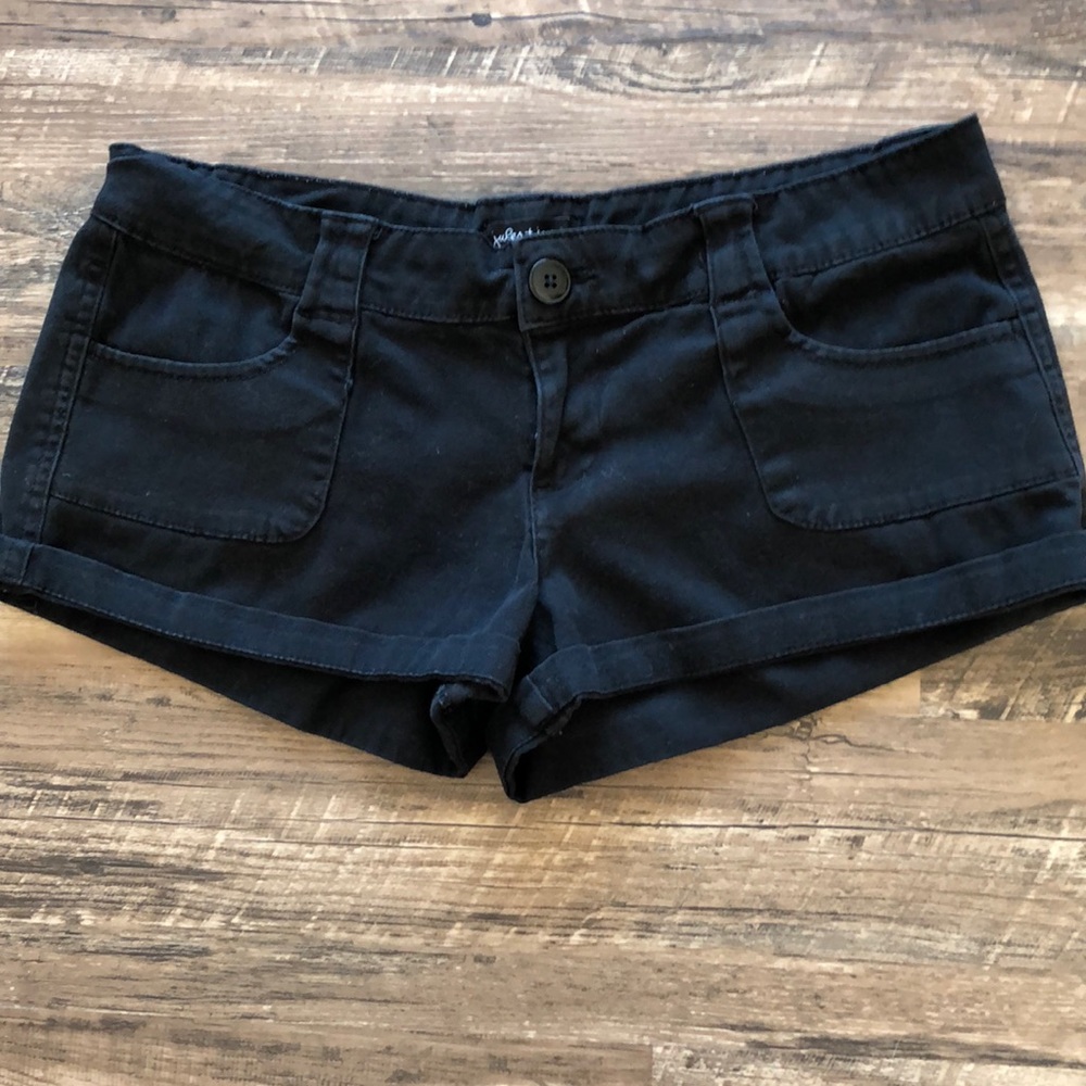 3/$25 - Jules & James cotton black shorts